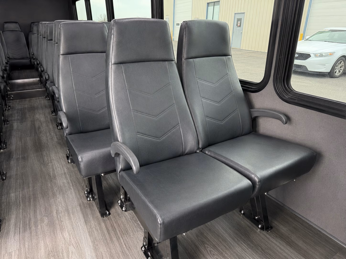 arrange transportation for your next corporate event 1