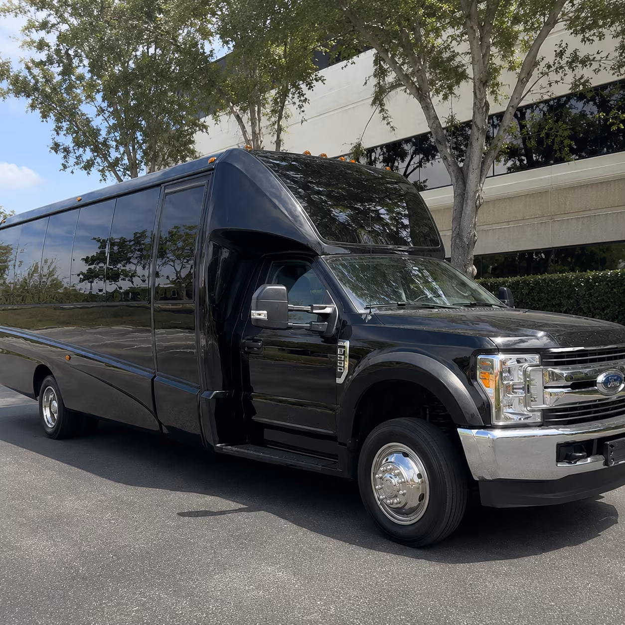 bus rentals for medford wedding rehearsal dinners and morning after brunches
