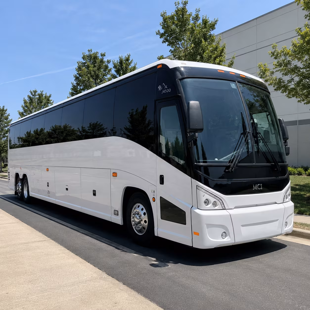charter buses to southern oregon university raider games in ashland